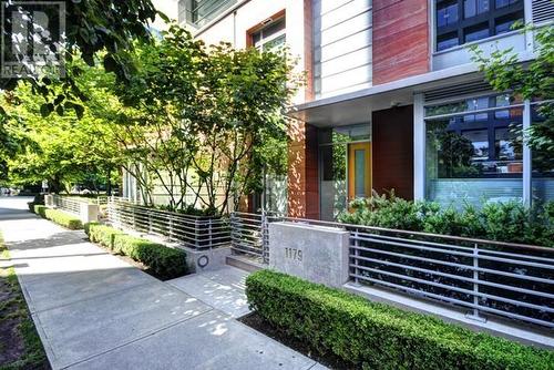 1179 W Cordova Street, Vancouver, BC - Outdoor