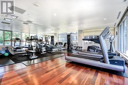 1179 W Cordova Street, Vancouver, BC - Indoor Photo Showing Gym Room