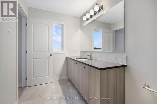 176 Robert Perry Street, North Grenville, ON - Indoor Photo Showing Bathroom