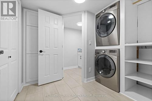 124 Sai Crescent, Ottawa, ON - Indoor Photo Showing Laundry Room