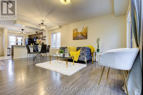 30 - 350 Dundas Street S, Cambridge, ON - Indoor Photo Showing Living Room