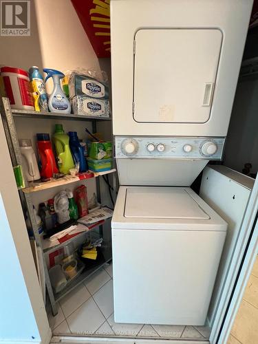 3711 - 18 Yonge Street, Toronto, ON - Indoor Photo Showing Laundry Room