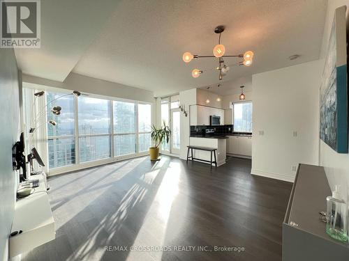 3711 - 18 Yonge Street, Toronto, ON - Indoor Photo Showing Living Room