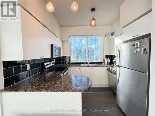 3711 - 18 Yonge Street, Toronto, ON - Indoor Photo Showing Kitchen