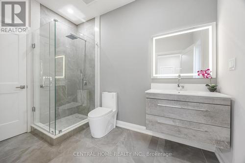 2946 Elgin Mills Road E, Markham, ON - Indoor Photo Showing Bathroom