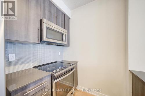 1609 - 4011 Brickstone Mews, Mississauga, ON - Indoor Photo Showing Kitchen