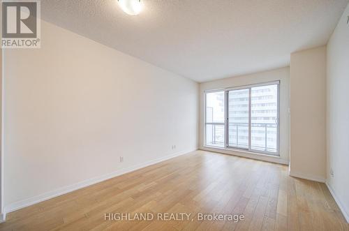 1609 - 4011 Brickstone Mews, Mississauga, ON - Indoor Photo Showing Other Room