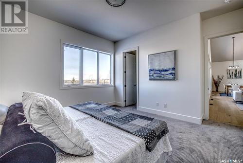 323 Woolf Bay, Saskatoon, SK - Indoor Photo Showing Bedroom