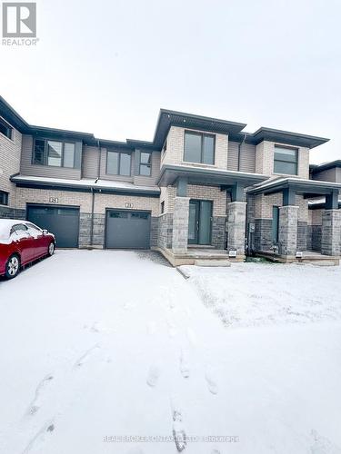 28 Samuel Avenue, Pelham (662 - Fonthill), ON - Outdoor With Facade