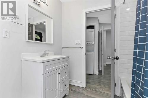 Upper - 54 Craigmiller Avenue, Hamilton, ON - Indoor Photo Showing Bathroom