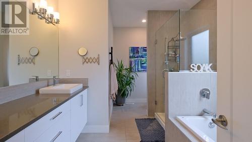 1057 Mt Begbie Drive, Vernon, BC - Indoor Photo Showing Bathroom