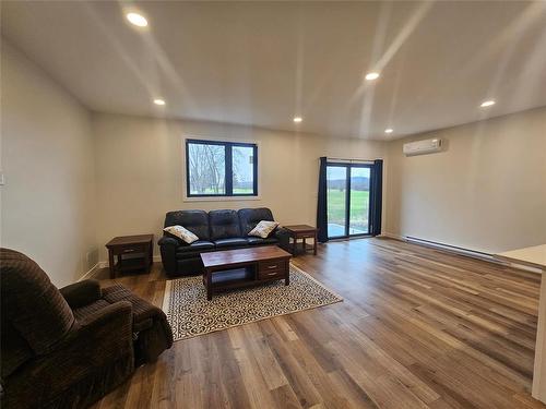 B 130 Pleasant Valley Drive, Pelican Lake, MB - Indoor