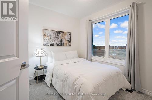 408 Tim Manley Avenue, Caledon, ON - Indoor Photo Showing Bedroom