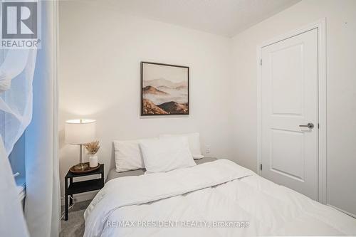 408 Tim Manley Avenue, Caledon, ON - Indoor Photo Showing Bedroom