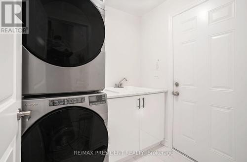 408 Tim Manley Avenue, Caledon, ON - Indoor Photo Showing Laundry Room