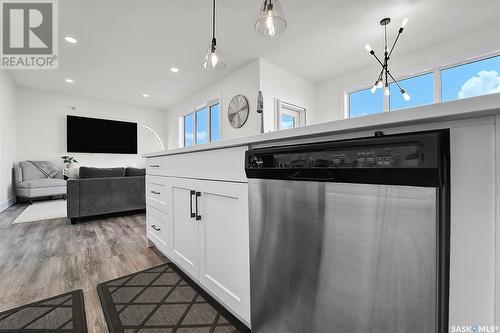 2019 Stilling Lane, Saskatoon, SK - Indoor Photo Showing Kitchen