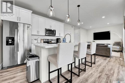 2019 Stilling Lane, Saskatoon, SK - Indoor Photo Showing Kitchen With Stainless Steel Kitchen With Upgraded Kitchen