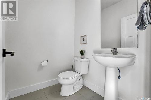 2019 Stilling Lane, Saskatoon, SK - Indoor Photo Showing Bathroom