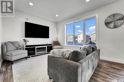 2019 Stilling Lane, Saskatoon, SK - Indoor Photo Showing Living Room