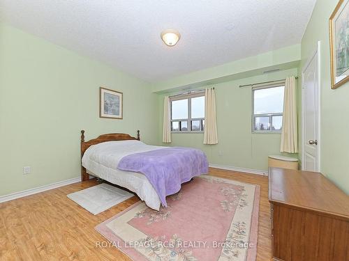 607-200 Broadway, Orangeville, ON - Indoor Photo Showing Bedroom