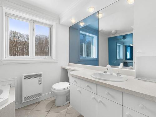 Bathroom - 890  - 894 Ch. Bellevue O., Cap-Saint-Ignace, QC - Indoor Photo Showing Bathroom