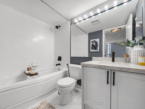 3005-4968 Yonge St, Toronto, ON - Indoor Photo Showing Bathroom