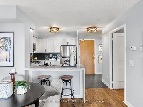 3005-4968 Yonge St, Toronto, ON - Indoor Photo Showing Dining Room