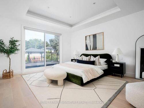 34 Edgecroft Rd, Toronto, ON - Indoor Photo Showing Bedroom