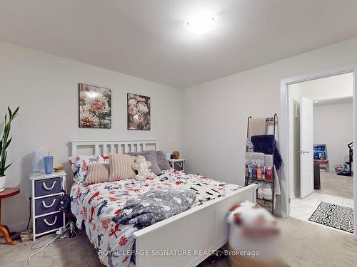 61 Sundin Dr, Haldimand, ON - Indoor Photo Showing Bedroom