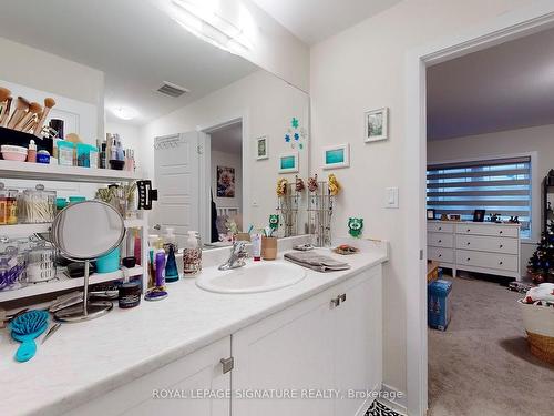 61 Sundin Dr, Haldimand, ON - Indoor Photo Showing Bathroom