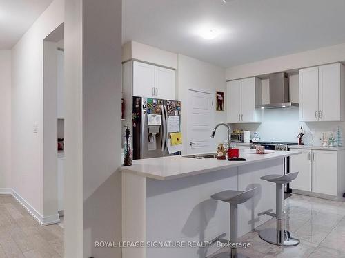 61 Sundin Dr, Haldimand, ON - Indoor Photo Showing Kitchen