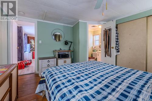 2 Hill Street, Kawartha Lakes (Lindsay), ON - Indoor Photo Showing Bedroom