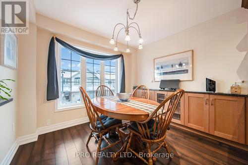 16 - 32 Palomino Trail, Halton Hills, ON - Indoor Photo Showing Dining Room