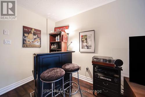 16 - 32 Palomino Trail, Halton Hills, ON - Indoor