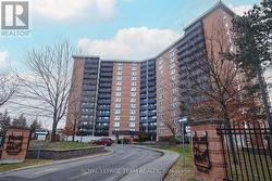 811 - 2000 JASMINE CRESCENT  Ottawa, ON K1J 8K4