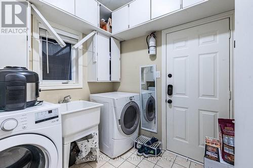 767 Sombrero Way, Mississauga, ON - Indoor Photo Showing Laundry Room