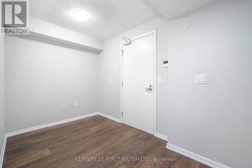 501 - 830 Lawrence Avenue W, Toronto, ON - Indoor Photo Showing Other Room