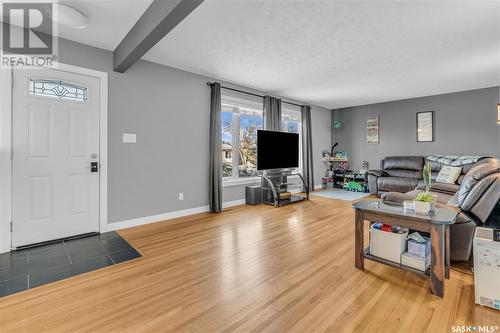 2075 Francis Street, Regina, SK - Indoor Photo Showing Living Room