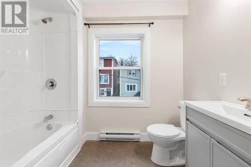 53 Flower Hill, St John'S, NL - Indoor Photo Showing Bathroom