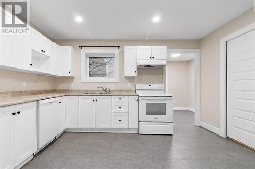 53 Flower Hill, St John'S, NL - Indoor Photo Showing Kitchen