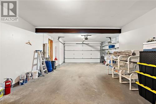 647 Kirkwood, Sudbury, ON - Indoor Photo Showing Garage