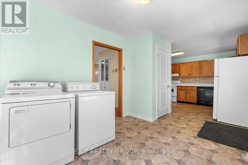 10 Croft Street, Port Hope, ON - Indoor Photo Showing Laundry Room