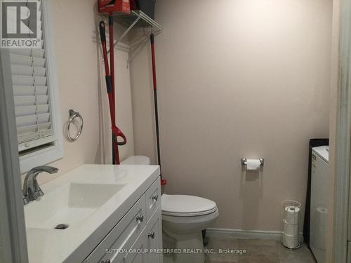 updated bathroom with full size laundry - 274 Wonham Street S, Ingersoll (Ingersoll - South), ON - Indoor Photo Showing Bathroom