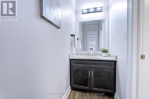 23 Blackburn Lane, Hamilton (Villages Of Glancaster), ON - Indoor Photo Showing Bathroom