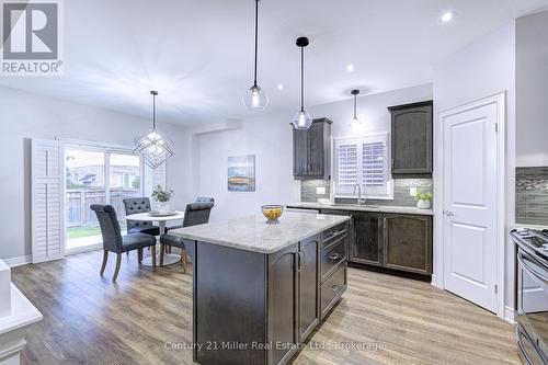 23 Blackburn Lane, Hamilton (Villages Of Glancaster), ON - Indoor Photo Showing Kitchen With Upgraded Kitchen