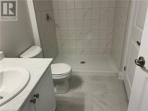 561 Balsam Poplar Street Unit# Basement, Waterloo, ON - Indoor Photo Showing Bathroom