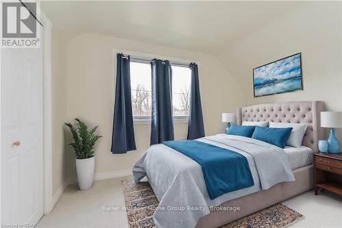 280 Waterloo Street, Wellington North (Mount Forest), ON - Indoor Photo Showing Bedroom