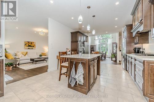 1591 2Nd Concession Enr Road, Norfolk (Glen Meyer), ON - Indoor Photo Showing Kitchen With Upgraded Kitchen