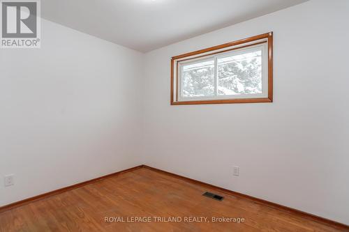 220 Ross Avenue, Thames Centre (Dorchester), ON - Indoor Photo Showing Other Room