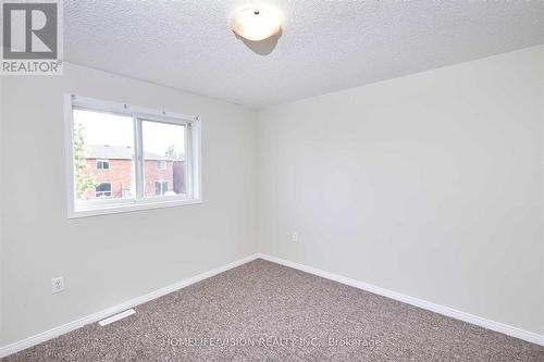 225 Tunbridge Road, Barrie, ON - Indoor Photo Showing Other Room